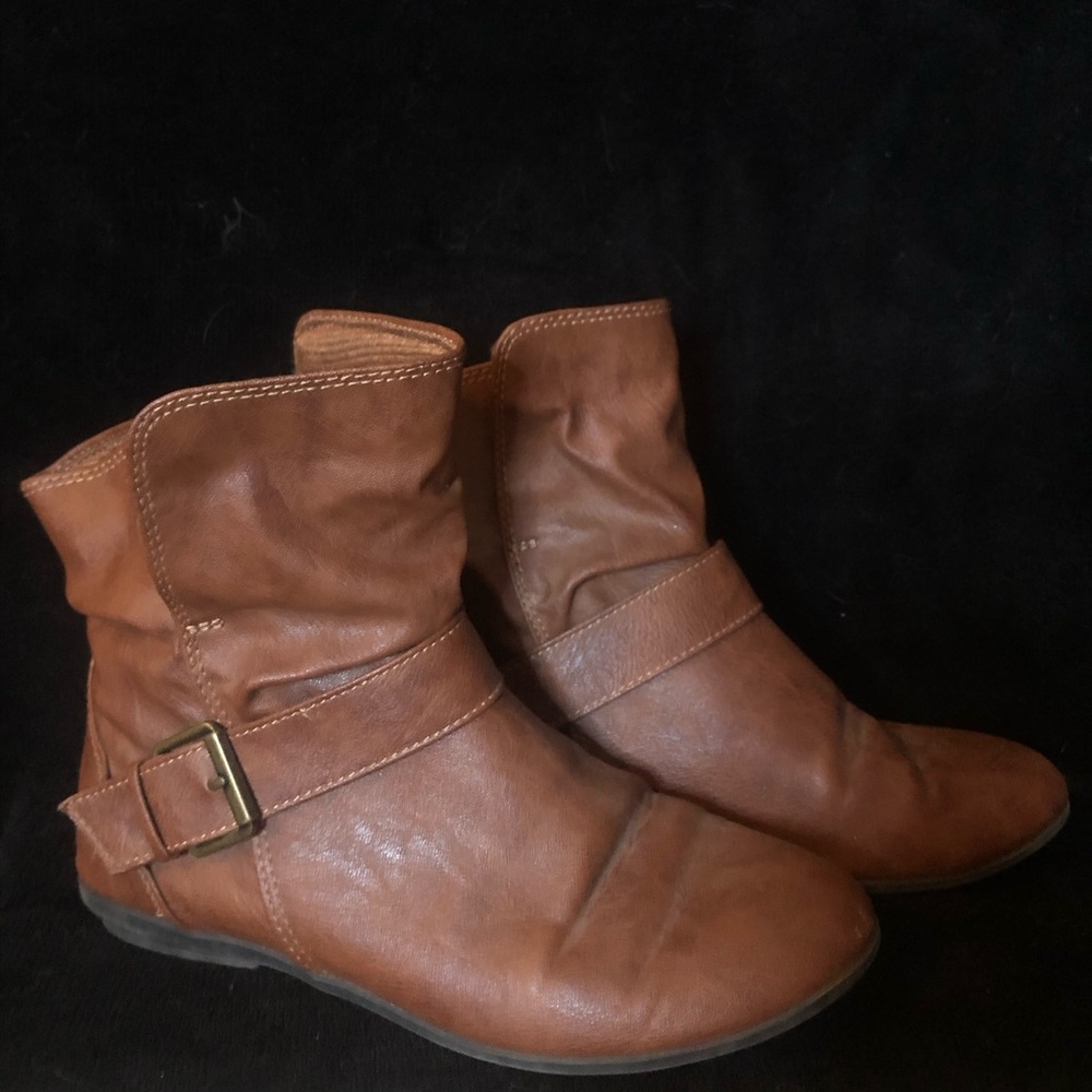 Flat brown ankle boots